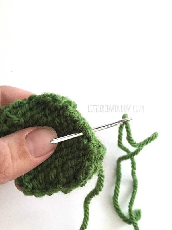 Adorable Apple Hat Knitting Pattern for newborns, babies and toddlers! | littleredwindow.com
