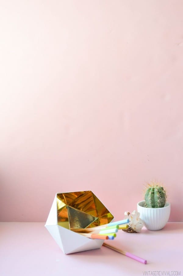 20 Awesome Metallic Crafts - Little Red Window
