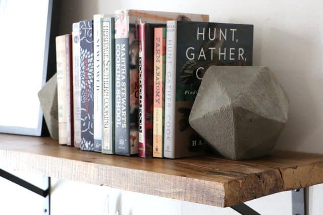 concrete_bookends_ehow
