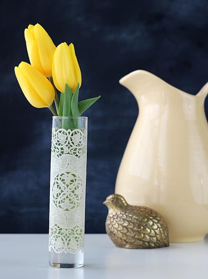 Spring-craft-DIY-lace-vase