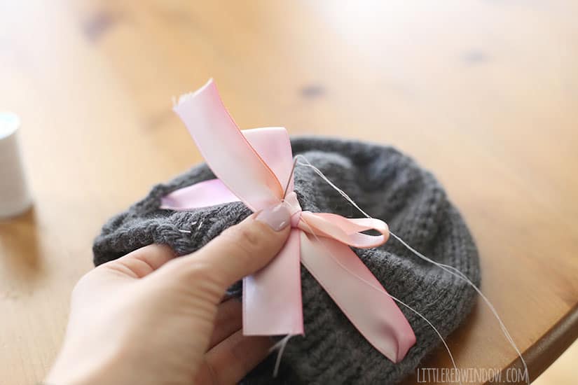 Watercolor Ribbon Bow Hat Free Knitting Pattern! | littleredwindow.com