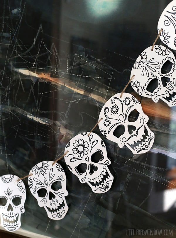 Fun DIY Day of the Dead Skull Banner Tutorial! | littleredwindow.com