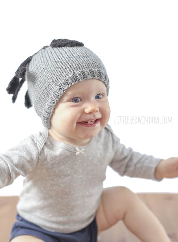 Silly Spider Hat Free Knitting Pattern for newborns, babies and toddlers!! | littleredwindow.com