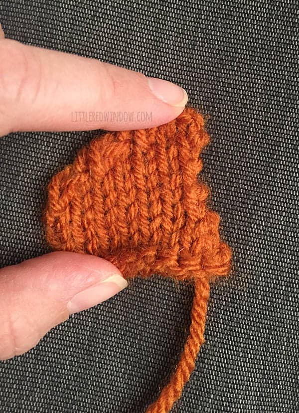 Jolly Giraffe Hat Knitting Pattern for babies and toddlers! | littleredwindow.com