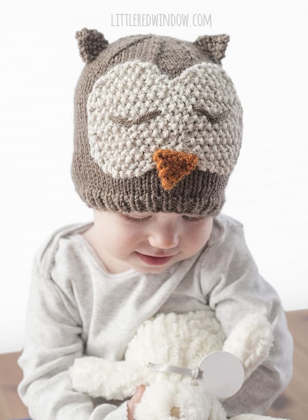 Sleepy Owl Hat Knitting Pattern, adorable for babaies and toddlers! | littleredwindow.com