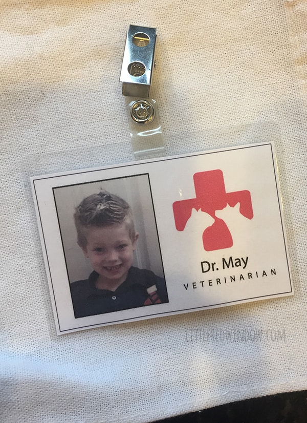 DIY Veterinarian Costume, perfect for your little animal lover for