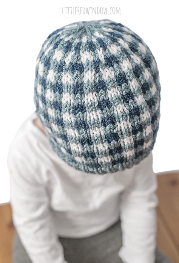 Gingham Hat Knitting Pattern, adorable for newborns, babies and toddlers! | littleredwindow.com