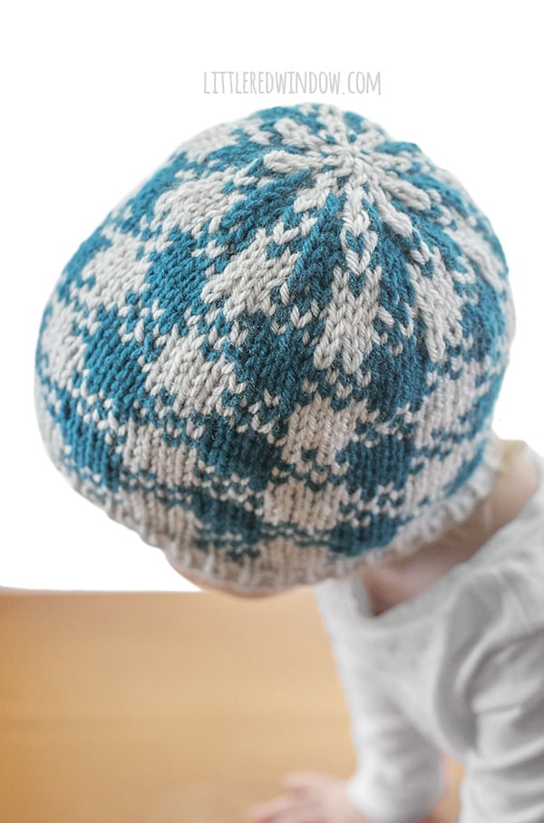 Easy Plaid Hat Knitting Pattern for newborns, babies and toddlers, this is a fun quick knit with and easy plaid pattern that only uses two colors of yarn! | littleredwindow.com