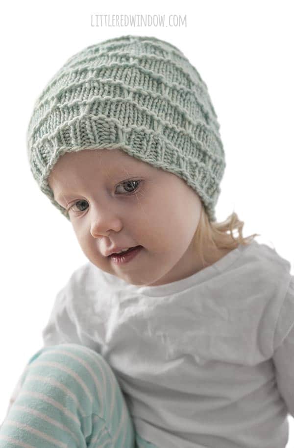 Honeycomb Hat Knitting Pattern, easy slip stitch baby hat pattern for newborns, babies and toddlers! | littleredwindow.com