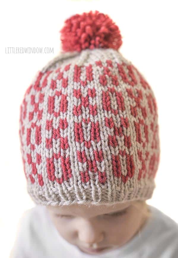Closeup of Valentine Tic Tac Toe Hat knitting pattern!