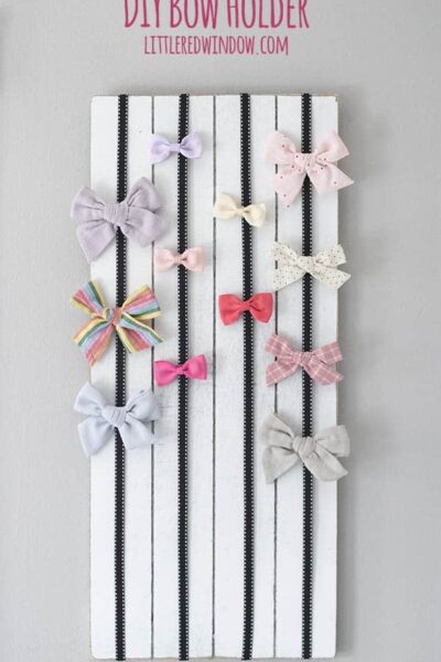 Make an Easy DIY Bow Holder to organize hair bows and barrettes!