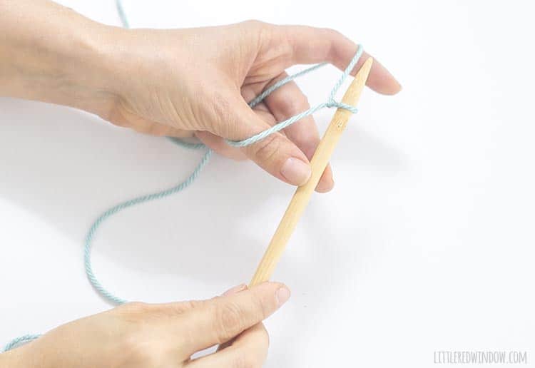 Learn the correct way to hold the yarn with your left hand for a long tail cast on