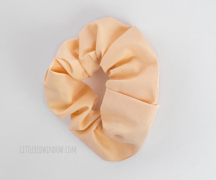Insert the two ends into one another to finish your DIY scrunchie!