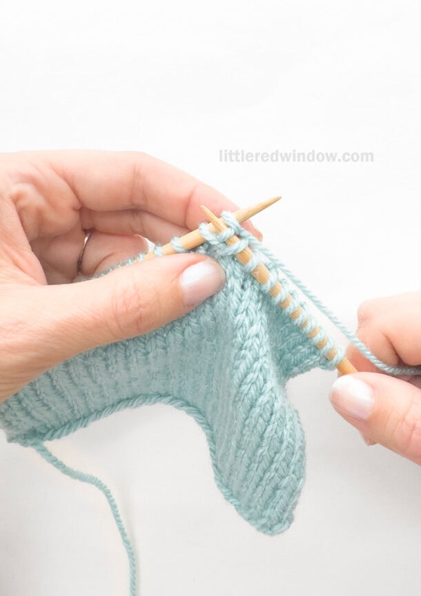 Learn to Knit Left Twist (LT) and Right Twist (RT) Little Red Window